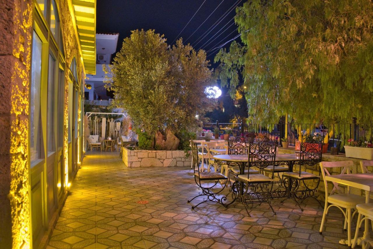Elda Alacati Boutique Hotel Esterno foto