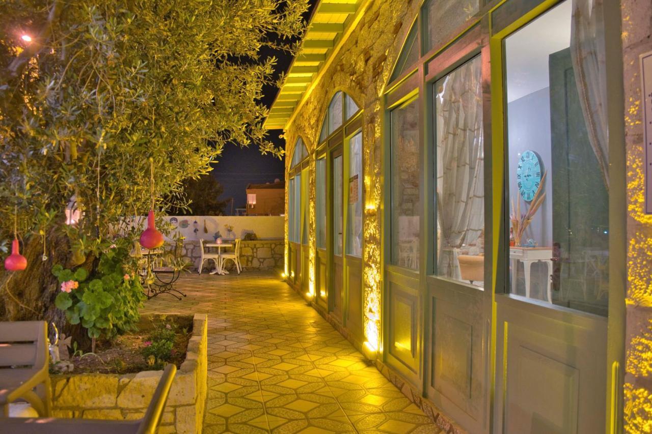Elda Alacati Boutique Hotel Esterno foto